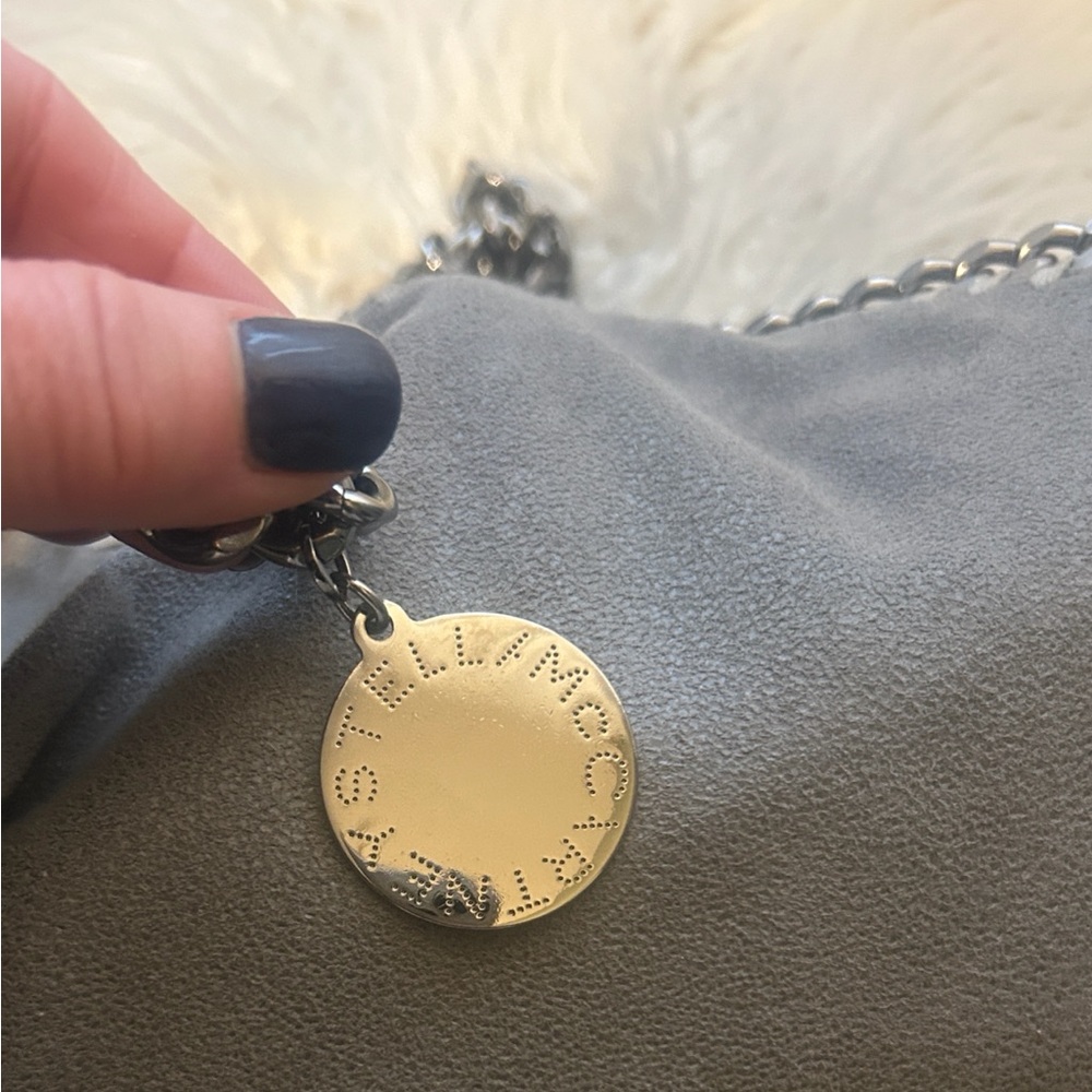 Stella McCartney Silver-Toned Chain Gray Shoulder Bag - Picture 3 of 9